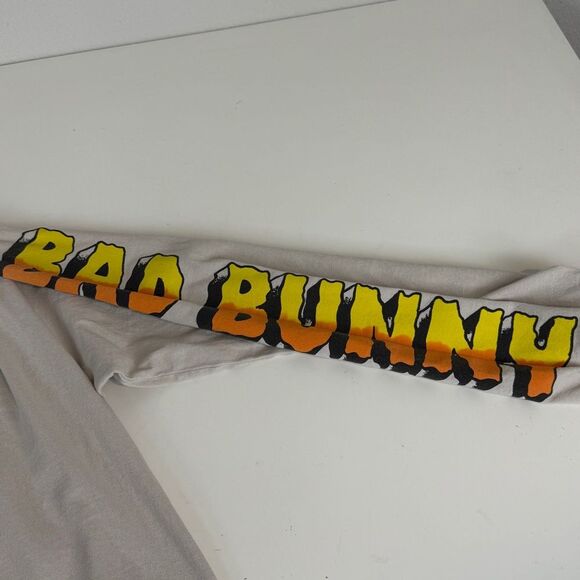 Bad Bunny 2022 Concert Tee Un Verani Sin Ti S - Picture 6 of 8